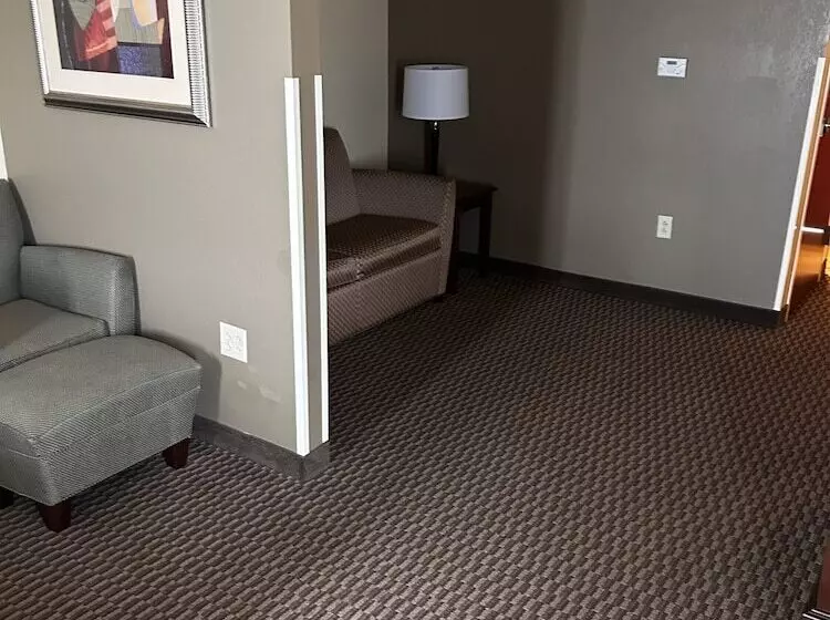キングサイズベッドのスイートルーム, Comfort Inn And Suites