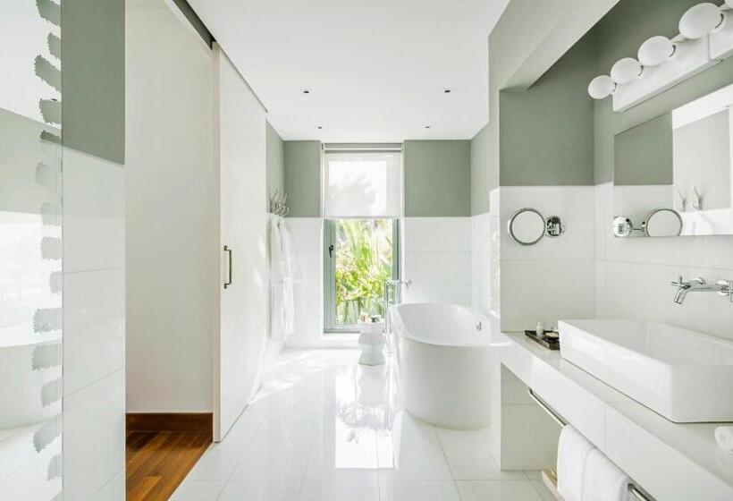 Villa 3 Makuuhuonetta Uima-allas, Como Point Yamu, Phuket  Sha Extra Plus