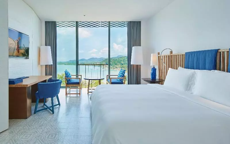 スタンダードルーム, Como Point Yamu, Phuket  Sha Extra Plus