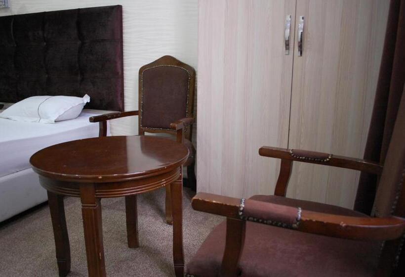 اتاق استاندارد, Consul