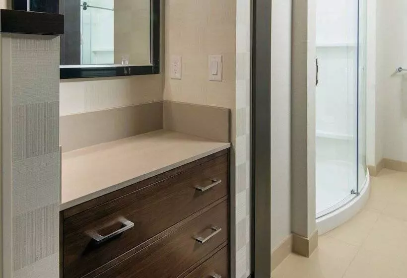 スイート, Courtyard By Marriott Los Angeles L.a. Live
