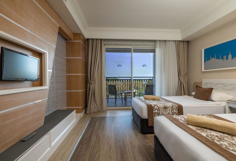 Oldal Tengerre Néző Családi Szoba, Crystal Sunset Luxury Resort & Spa - Ultimate All Inclusive