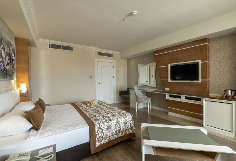 غرفة عائلية, Crystal Sunset Luxury Resort & Spa - Ultimate All Inclusive