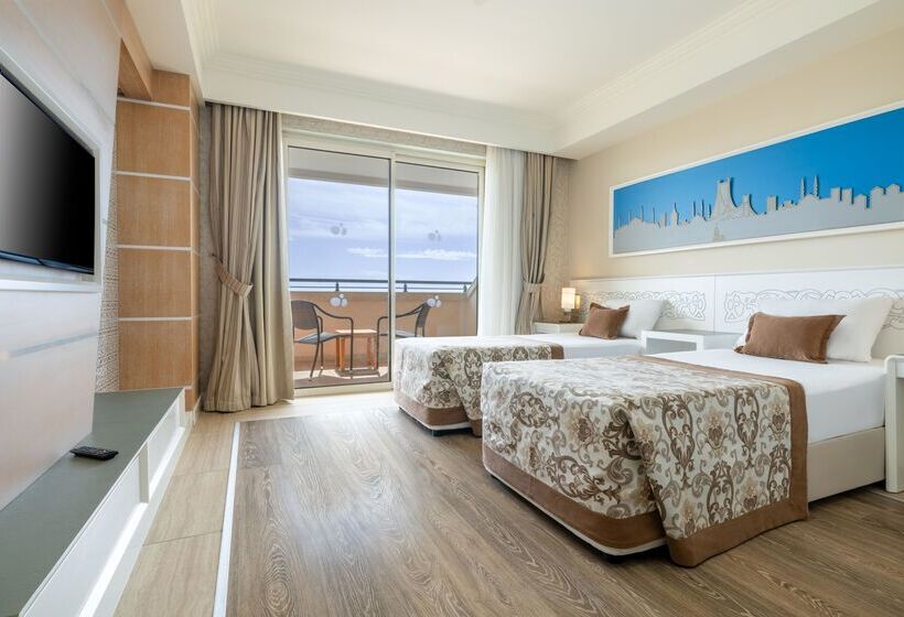 غرفة عائلية, Crystal Sunset Luxury Resort & Spa - Ultimate All Inclusive