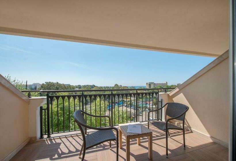 غرفة عائلية, Crystal Sunset Luxury Resort & Spa - Ultimate All Inclusive