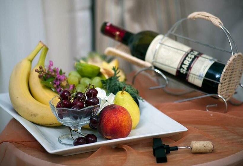 غرفة قياسية مطلّة علي البحر, Crystal Sunset Luxury Resort & Spa - Ultimate All Inclusive