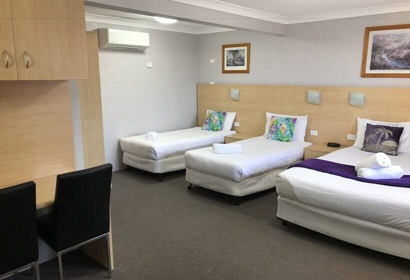 غرفة عائلية, Hideaway Motor Inn