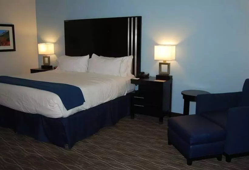 スイート, Holiday Inn Express & Suites Springville South Provo Area, An Ihg