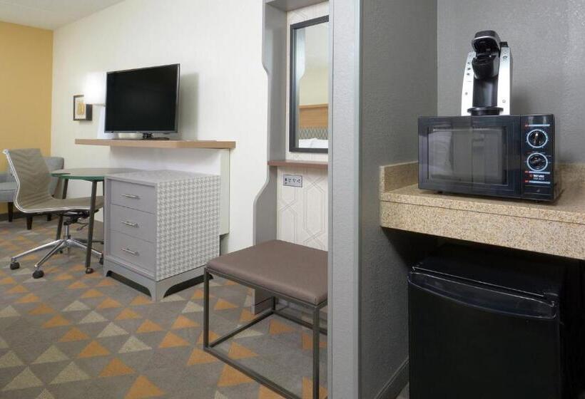 Номер Стандарт, Holiday Inn Raleigh Durham Airport, An Ihg