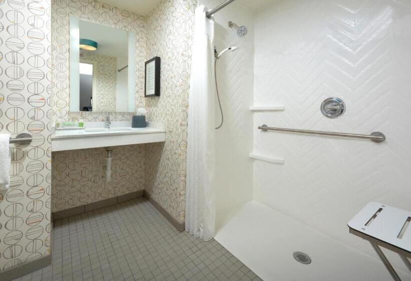 Номер Стандарт Кровать Кинг Адаптированный для Инвалидов, Holiday Inn Raleigh Durham Airport, An Ihg