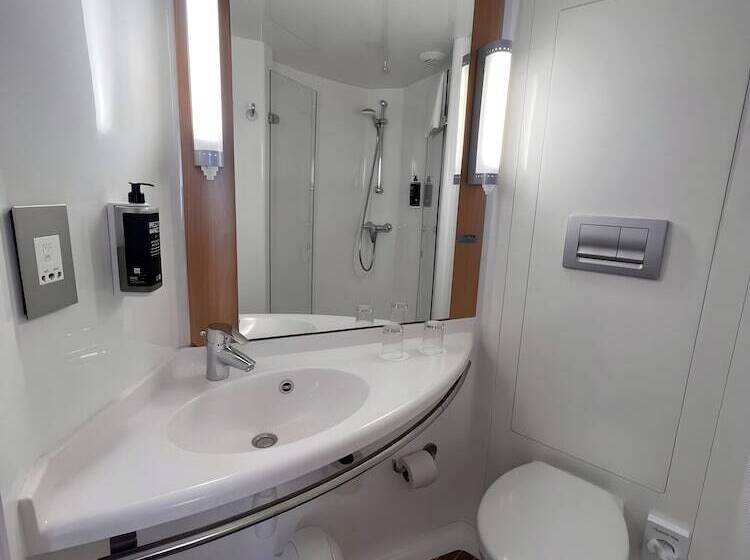 Номер Стандарт, Ibis Styles Liverpool Centre Dale Street   Cavern Quarter