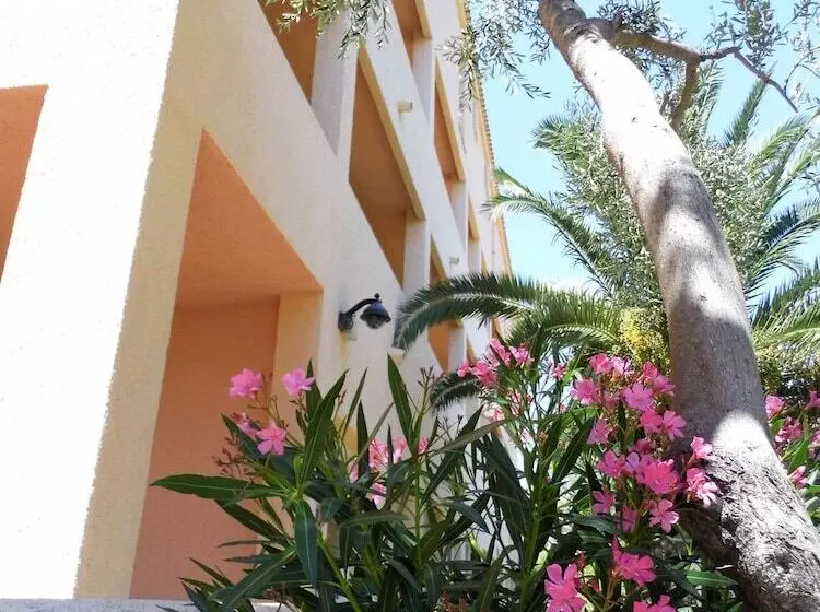 اتاق خانوادگی, Le Nereidi Hotel & Residence Con Piscina Tennis Fitness Parcheggio Coperto Sala Conferenze