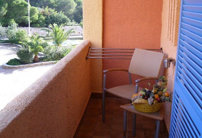 Семейный Номер, Le Nereidi Hotel & Residence Con Piscina Tennis Fitness Parcheggio Coperto Sala Conferenze