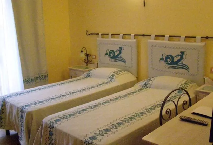 اتاق خانوادگی, Le Nereidi Hotel & Residence Con Piscina Tennis Fitness Parcheggio Coperto Sala Conferenze