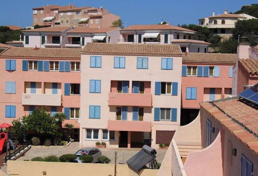 Студио Comfort, Le Nereidi Hotel & Residence Con Piscina Tennis Fitness Parcheggio Coperto Sala Conferenze