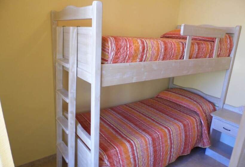 Апартаменты Comfort 2 Спальни, Le Nereidi Hotel & Residence Con Piscina Tennis Fitness Parcheggio Coperto Sala Conferenze