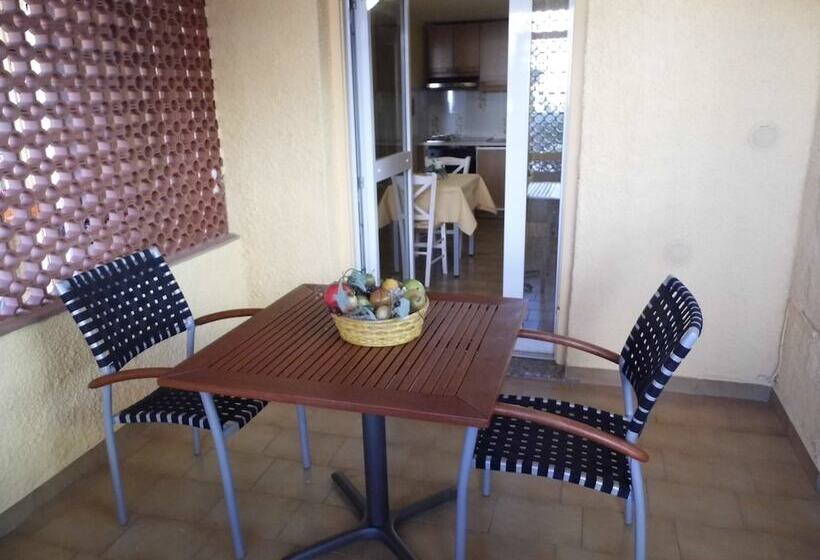 Апартаменты 1 Спальня Нижний Этаж, Le Nereidi Hotel & Residence Con Piscina Tennis Fitness Parcheggio Coperto Sala Conferenze