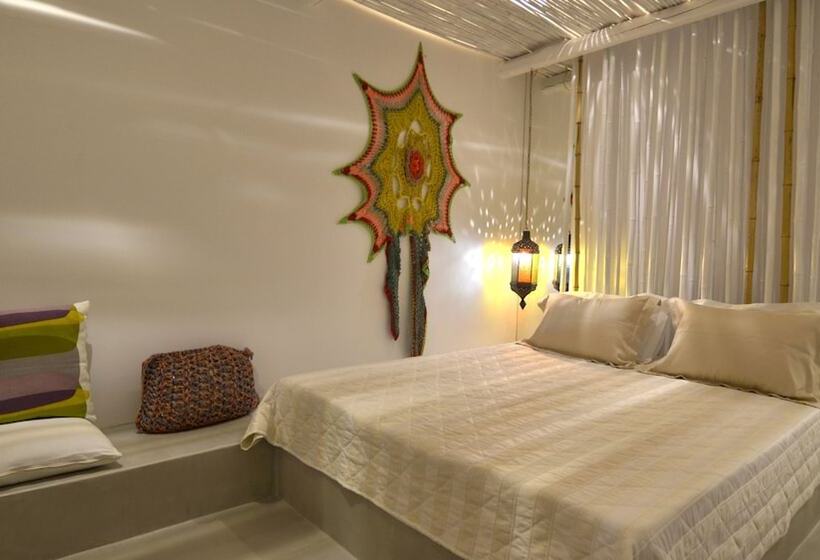 اتاق کلاسیک, Levantes Ios Boutique