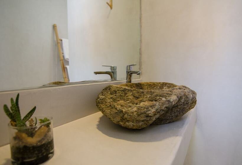 اتاق سوپریور با چشم‌انداز دریا, Levantes Ios Boutique