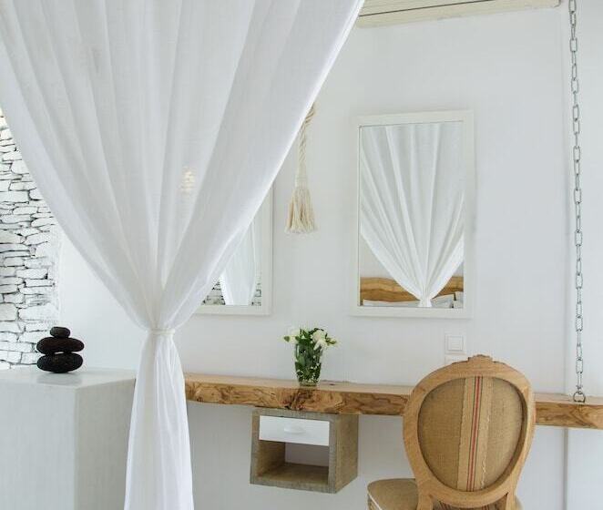 اتاق سوپریور با چشم‌انداز دریا, Levantes Ios Boutique