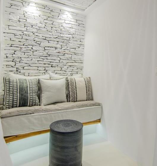 اتاق سوپریور با چشم‌انداز دریا, Levantes Ios Boutique