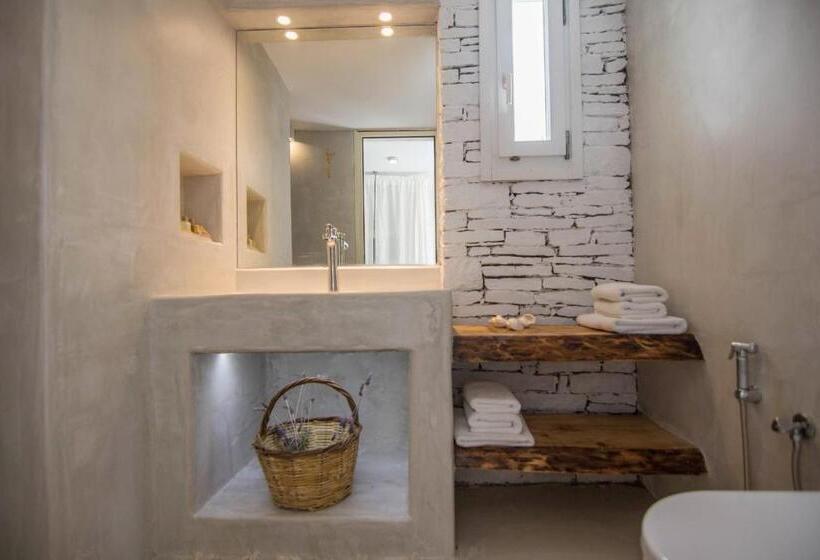 اتاق دوبلکس, Levantes Ios Boutique