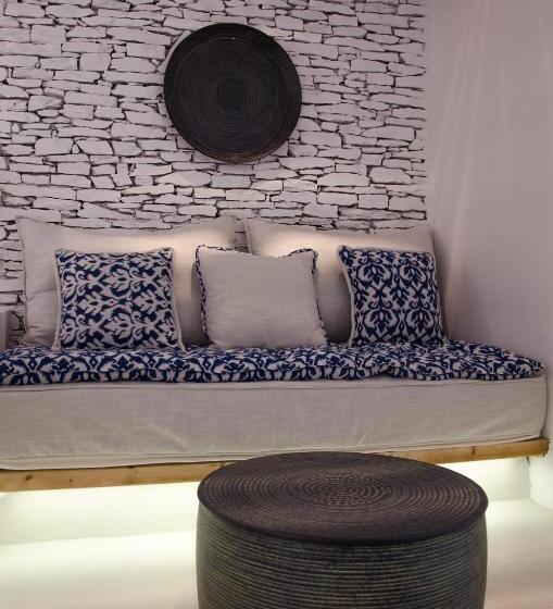 اتاق لوکس با چشم‌انداز دریا, Levantes Ios Boutique