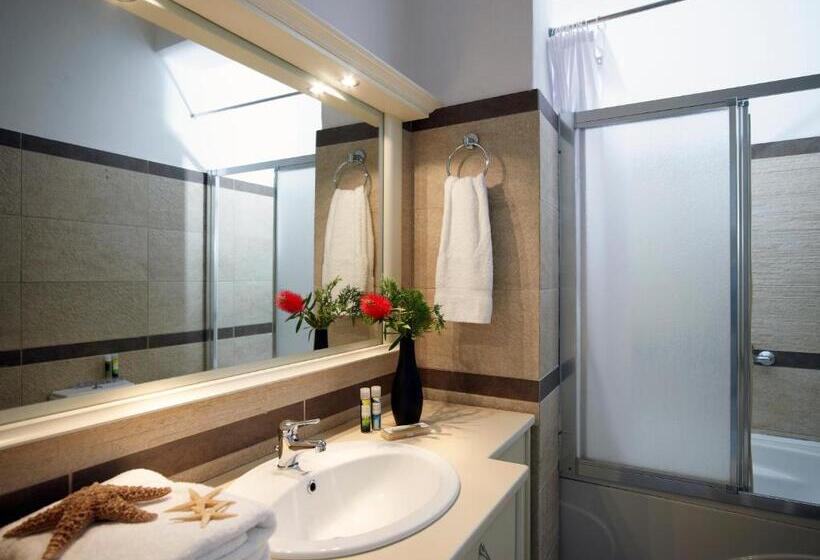 Triple Room Sea View, Levantes Ios Boutique