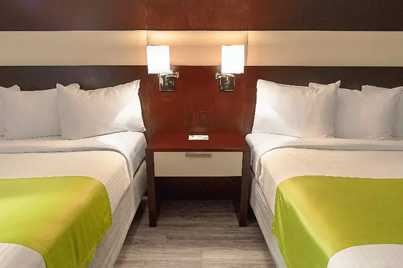 اتاق استاندارد, Park Inn San Jose By Radisson