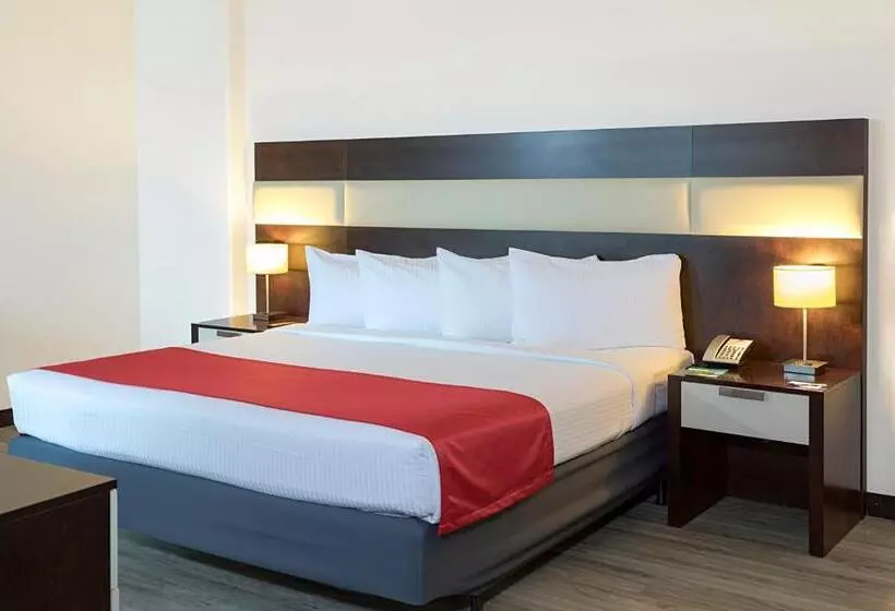 سوییت, Park Inn San Jose By Radisson