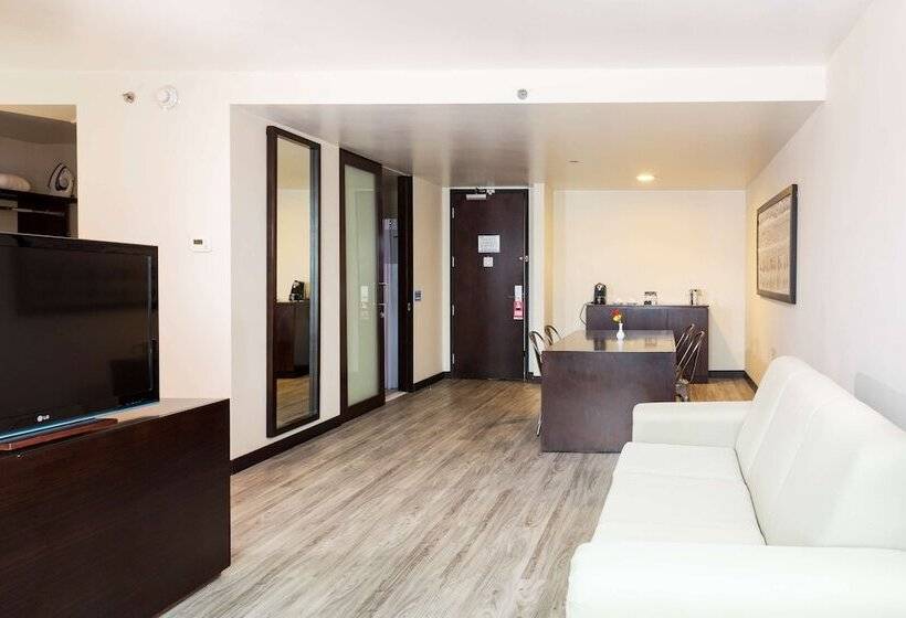 Люкс, Park Inn San Jose By Radisson