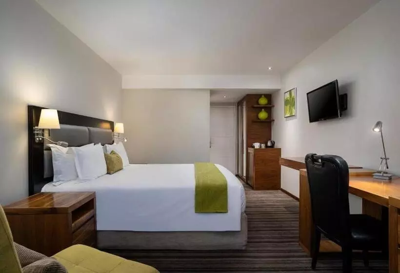 ダブルベッドスタンダードルーム, Premier Hotel Midrand