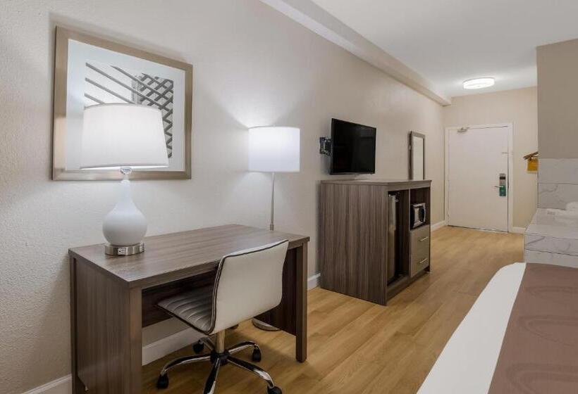 חדר סופריור עם מיטת קינג, Quality Inn