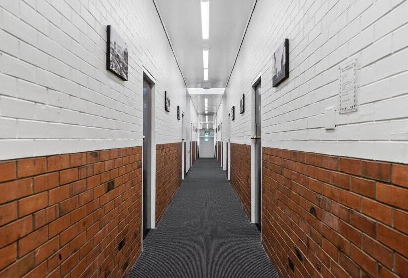 ２ダブルベッドのスタンダードルーム, Ramada By Wyndham Hamilton City Center