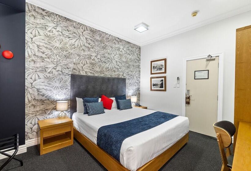 スーペリアールーム, Ramada By Wyndham Hamilton City Center