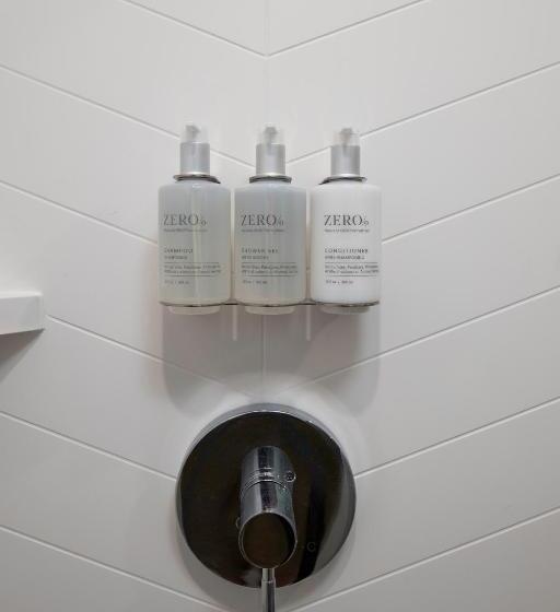 스탠다드 발코니 룸, Voco The Cadence, An Ihg