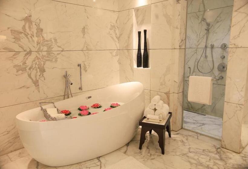 プレジデントスイートルーム, The Leela Ambience Convention Hotel Delhi