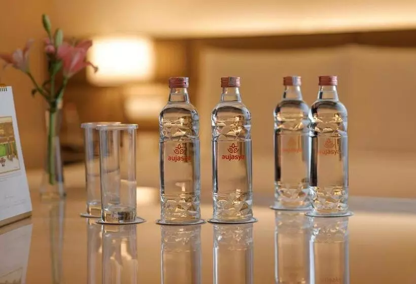 اتاق استاندارد یک نفره, The Leela Ambience Convention Hotel Delhi