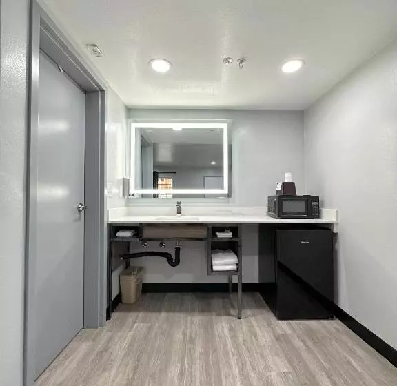 キングサイズベッドのスタンダードルーム, Express Inn & Suites Ontario Airport