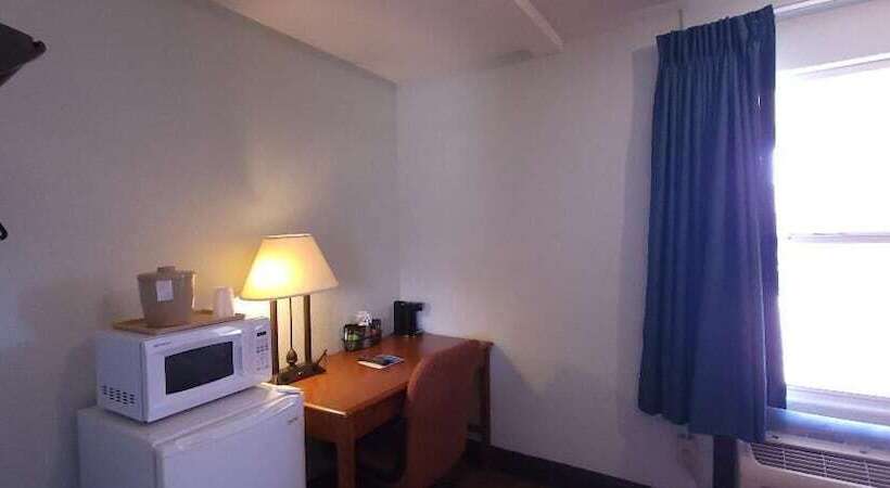 غرفه قياسيه سريرين مزدوجين, Rodeway Inn Chico University Area