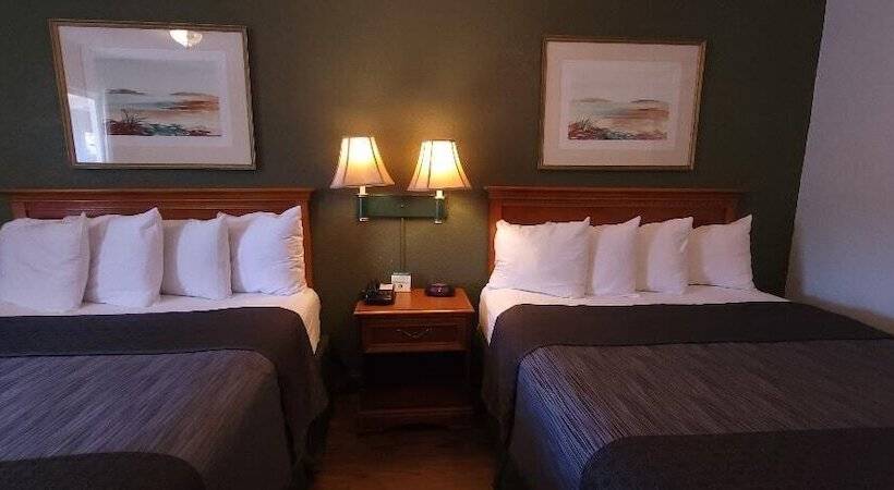 غرفه قياسيه سريرين مزدوجين, Rodeway Inn Chico University Area