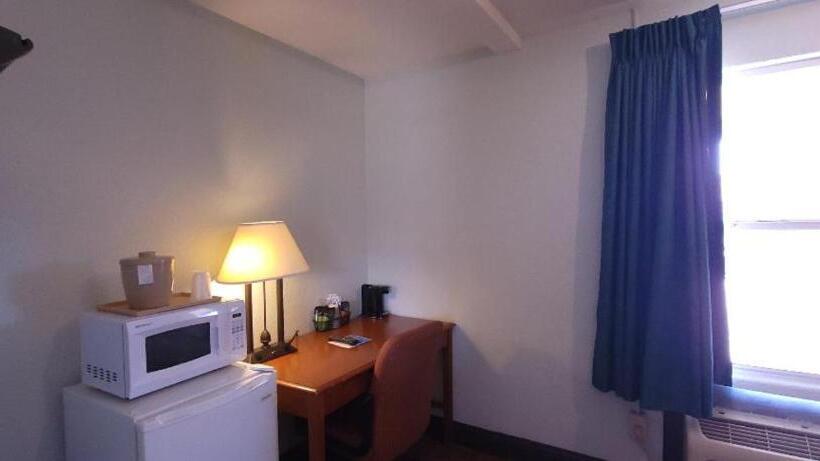 스탠다드 룸, Rodeway Inn Chico University Area