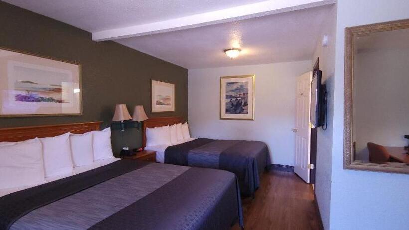 스탠다드 룸 더블 침대 2개, Rodeway Inn Chico University Area