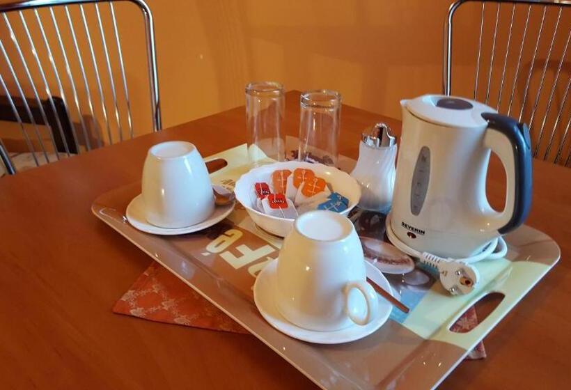 اتاق استاندارد چهار تخته, Pension Madara