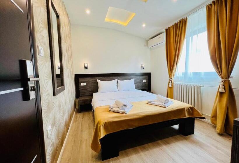 اتاق اکونومی, Side One Design Hotel Garni