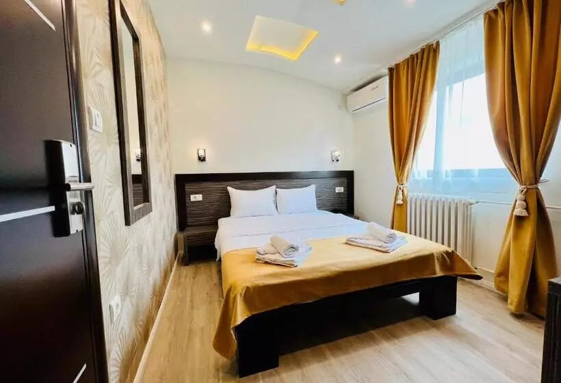اتاق اکونومی, Side One Design Hotel Garni
