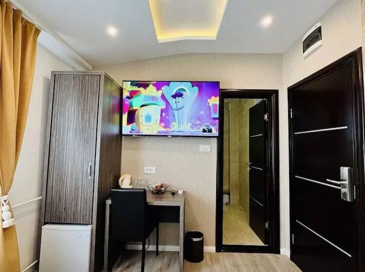 اتاق اکونومی, Side One Design Hotel Garni