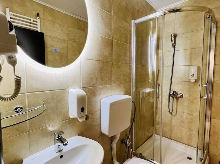 اتاق استاندارد, Side One Design Hotel Garni