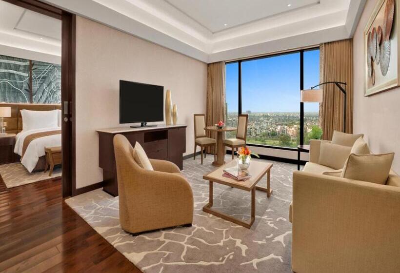 エクゼクティブスイート, The Leela Ambience Convention Hotel Delhi