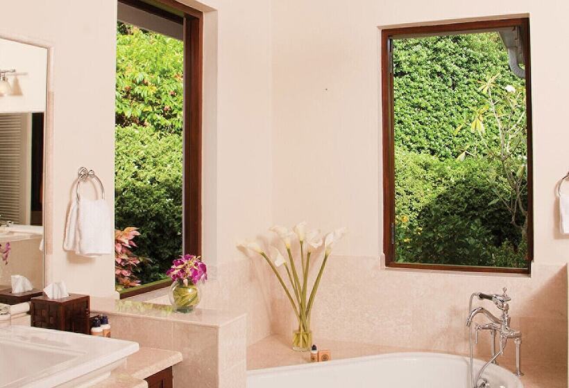 آپارتمان 4 خوابه, Four Seasons Resort Nevis